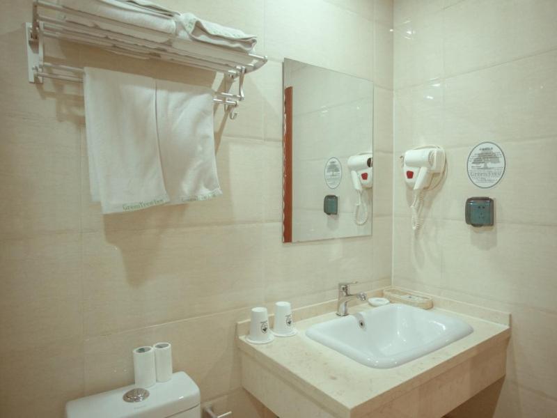 Greentree Inn Hebei Zhangjiakou Zhangbei Caoyuantian Rd Zhangku Avenue Express Hotel Екстериор снимка
